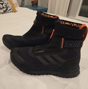 Adidas Terrex Free Hiker Cold.RDY hiking boot